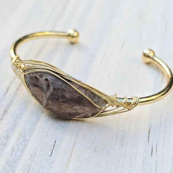 Smoky Quartz Leaf Wire Wrap Cuff – 14Kt Gold Over Copper – Grounding Talisman - Picture 7 of 12